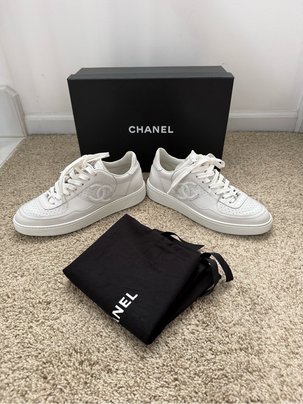 Chanel White Calfskin CC Sneakers 23A Size 38.5 FULL SET